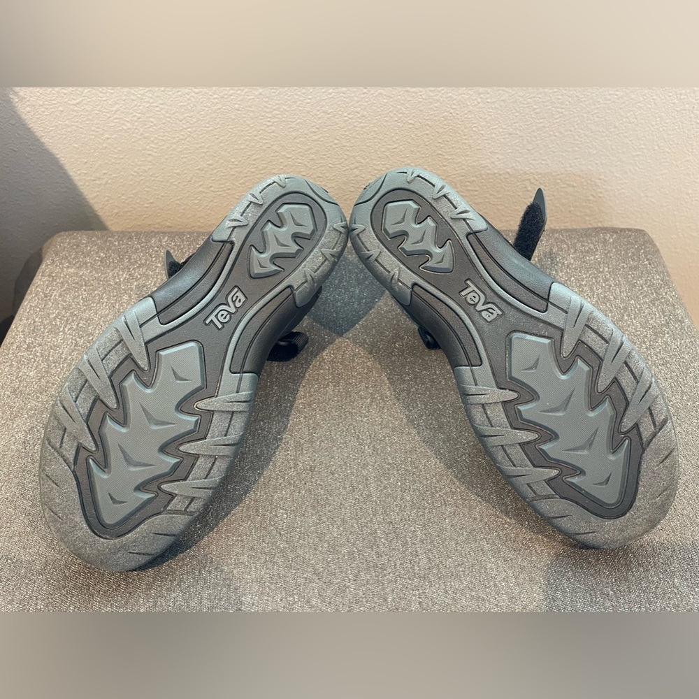 Teva Women's Black Tirra CT Shoes - Picture 12 of 12
